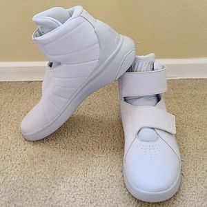 NIKE MARXMAN PREMIUM PLATINUM